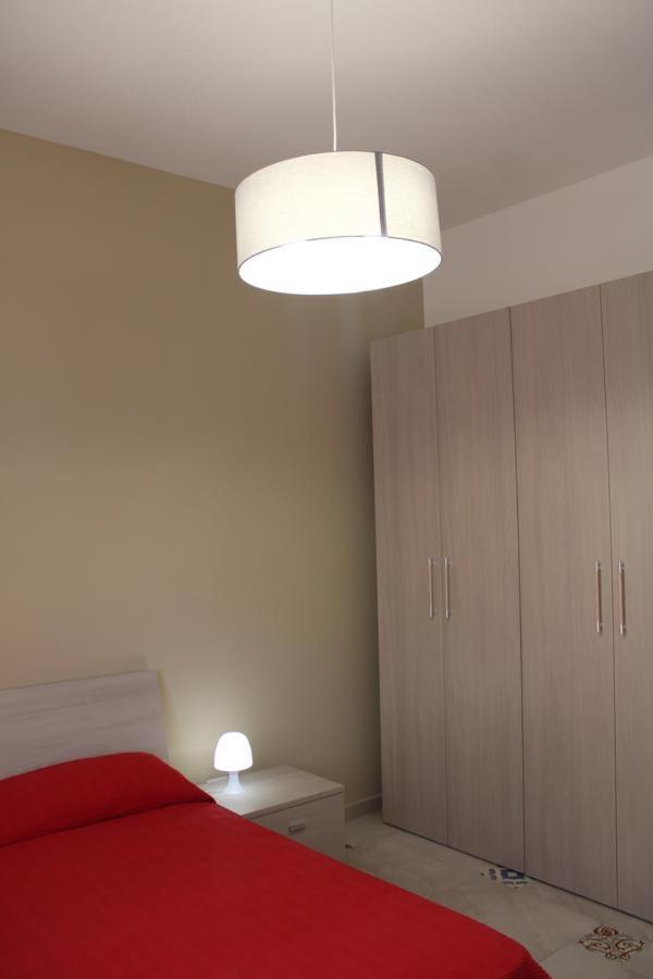 La Stanza Vicino Al Mare , Una Camera Da Letto E Bagno Con Balcone Vista Mare Apartment Balestrate Ngoại thất bức ảnh